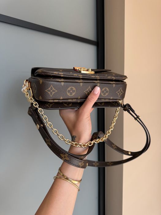 Сумка Louis Vuitton Pochette Metis Monogram Canvas