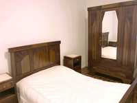 Mobília de quarto antiga (100 anos) Vintage - Cama, Roupeiro, Cadeiras