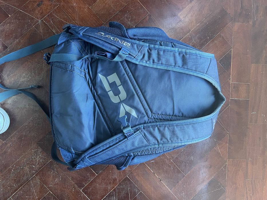 Vendo Mochila Dakine