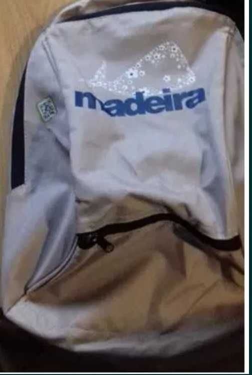 Mochila Motivo Baleia Madeira Nova