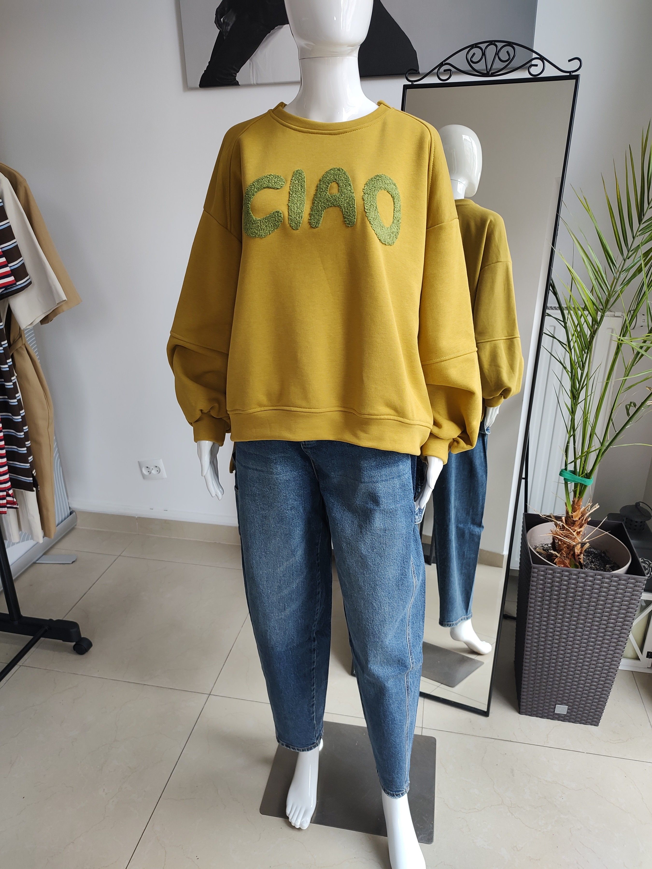 Bluza oversize z napisem Ciao - musztardowy One size Azara