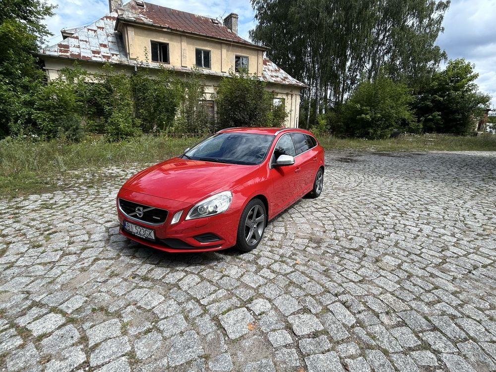Volvo V60 2.4D5 R-Design 4x4 Polestar