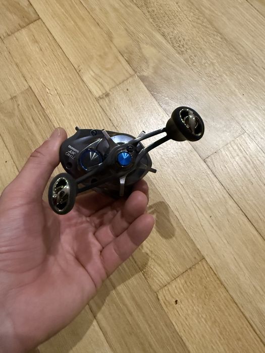 Мультиплікаторна катушка Shimano SLX DC 71 HG