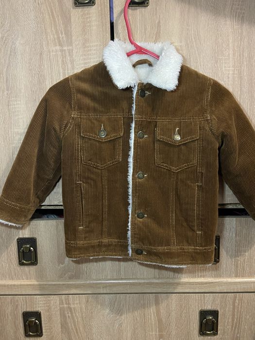 Велюрова куртка холодна осінь