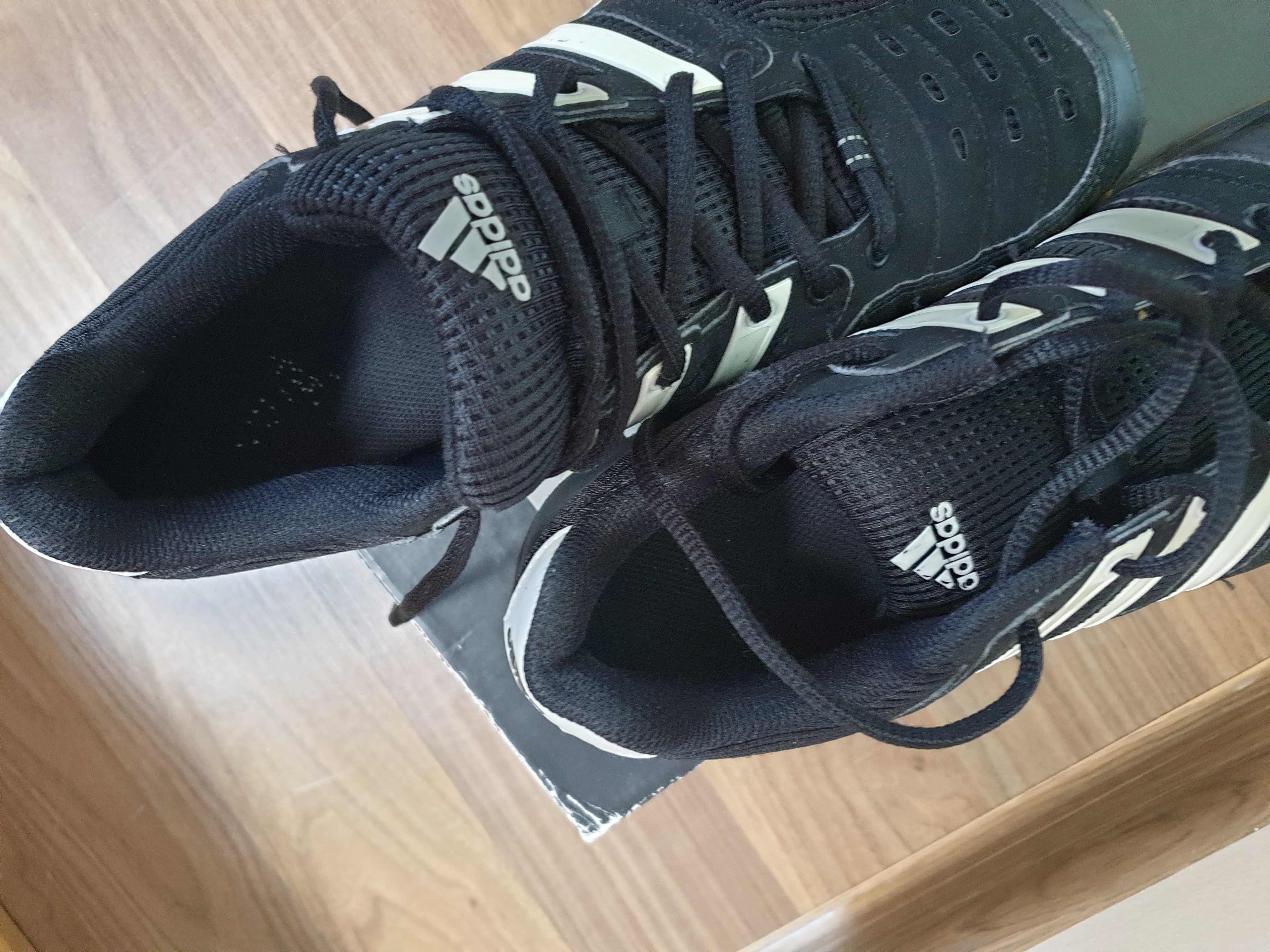 Adidas Stabil Team Spezial roz 42
