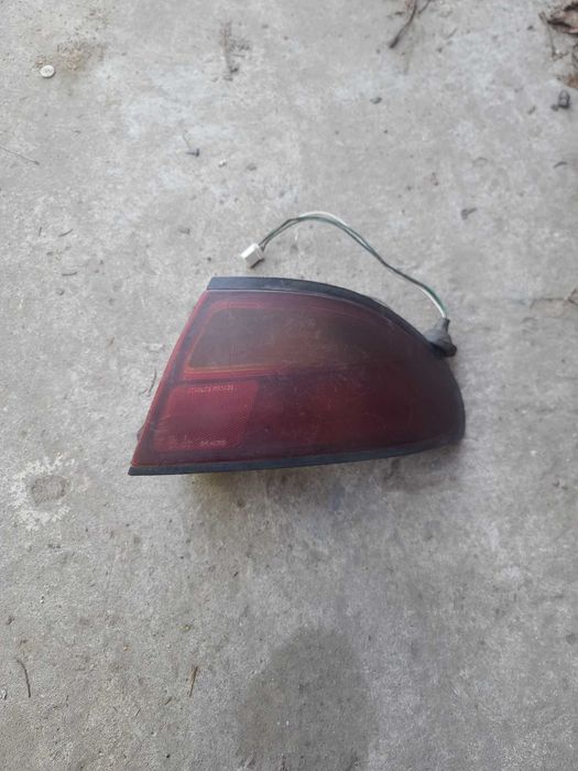 Фара Фонарь задній правий 8FBP51150 Mazda 323f