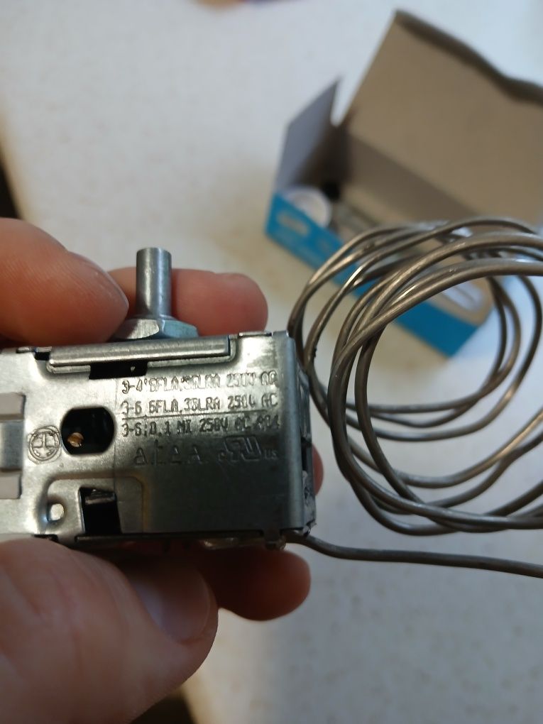 Termostat ATEA A131000 do lodówki