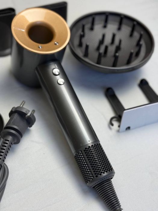 Фен нового покоління з 5 насадками!