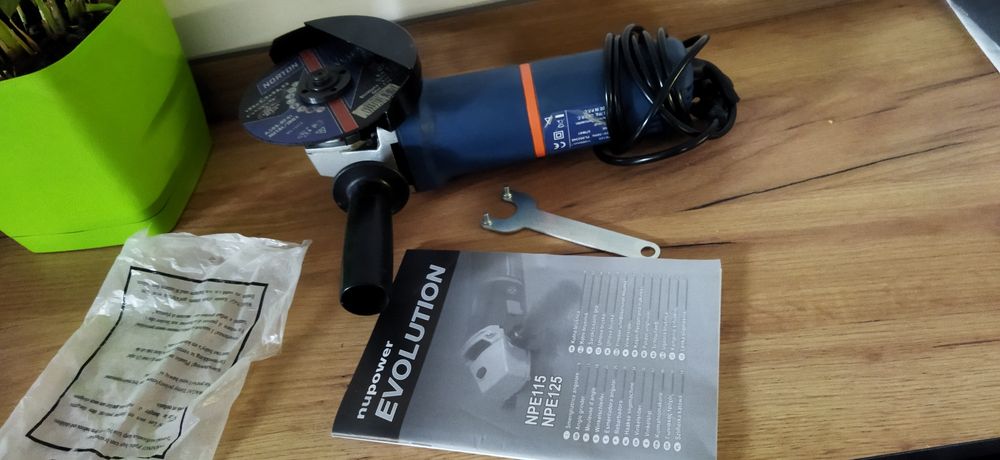Szlifierka kątowa nupower 800W 125mm jak nowa