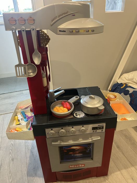 Cozinha de brincar com acessórios