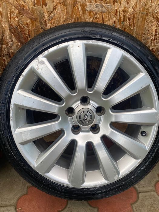 Титани з резиною