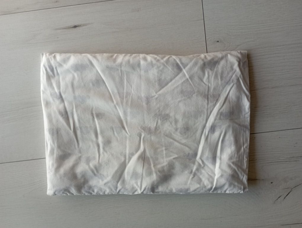 Oddam za 35 zł zestaw do łóżeczka kołdra, poduszka, pościel, prześcier
