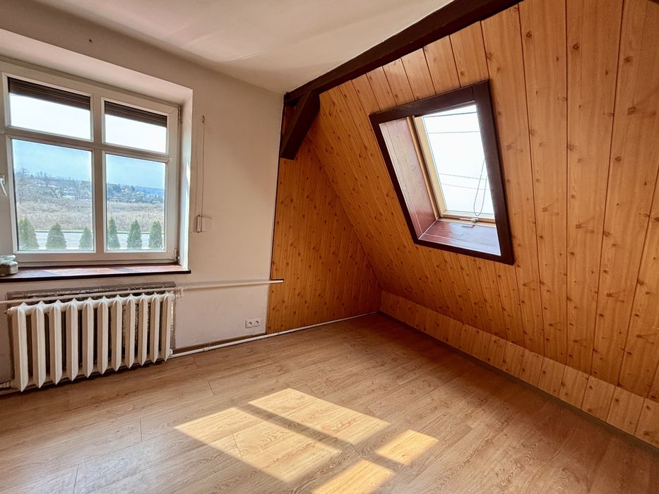 Mieszkanie z ogrodem i sadem na obrzeżach miasta