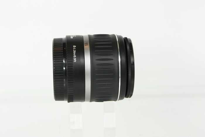 Objetiva Canon 18-55 mm 1:3-5.6 IS III