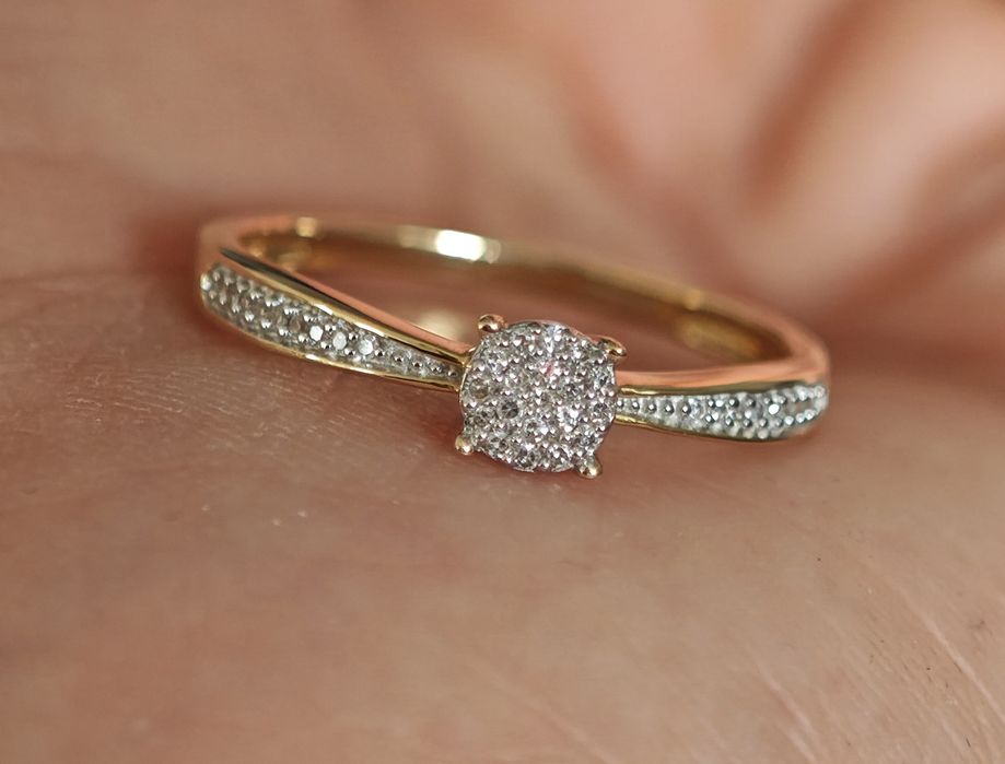 Pierścionek z diamentami zaręczynowy Apart 17mm