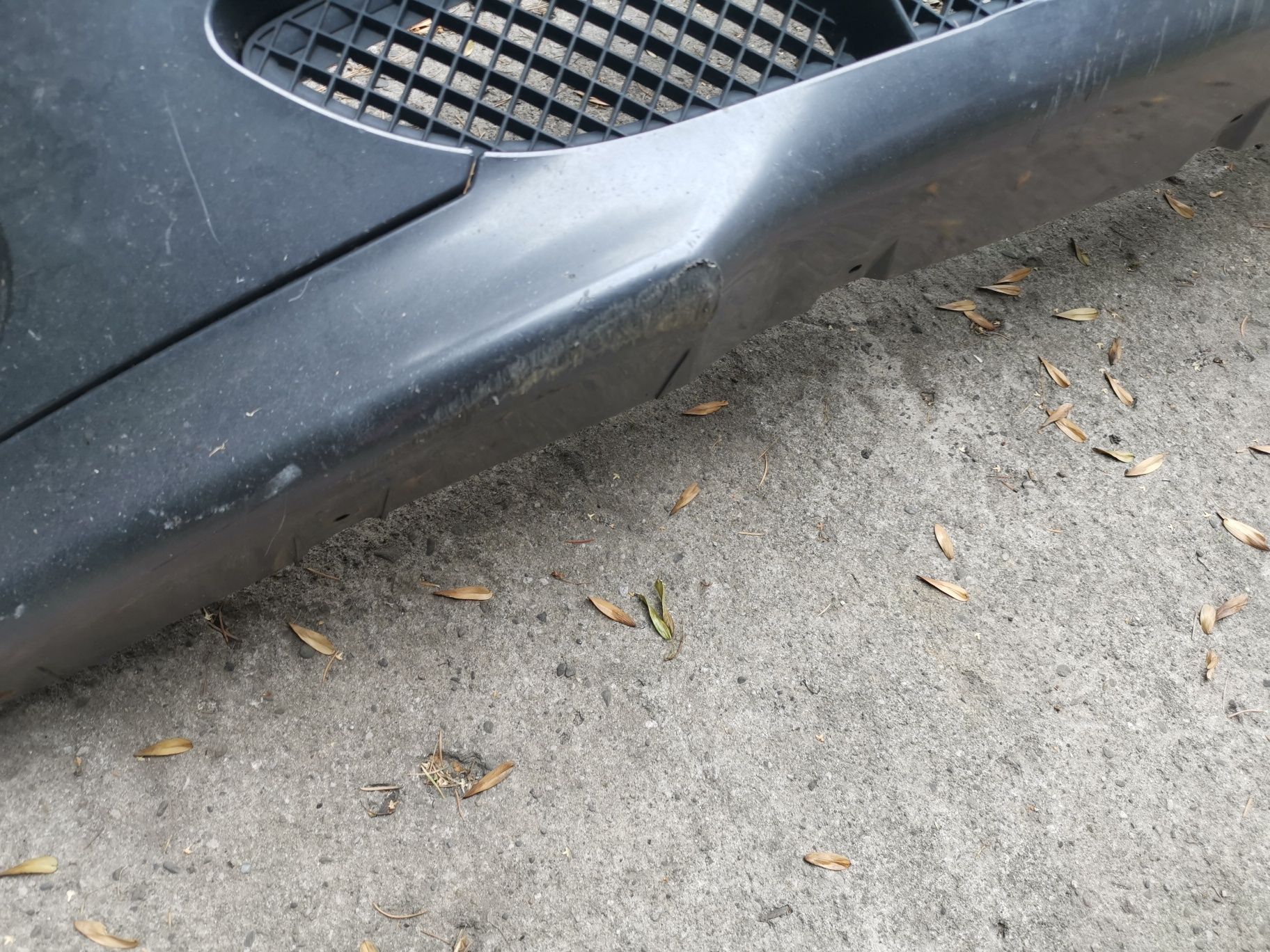 BMW E87 zderzak przedni sparkling graphite A22