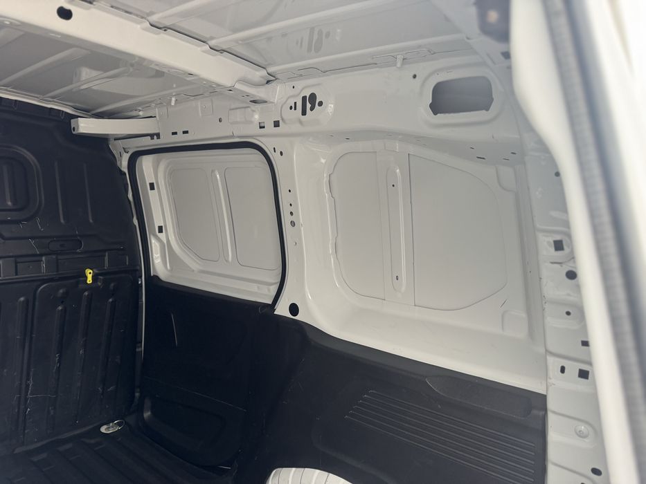 Opel Combo 1.5 Hdi poucos Kms Nacional Oportunidade IVA INCLUÍDO