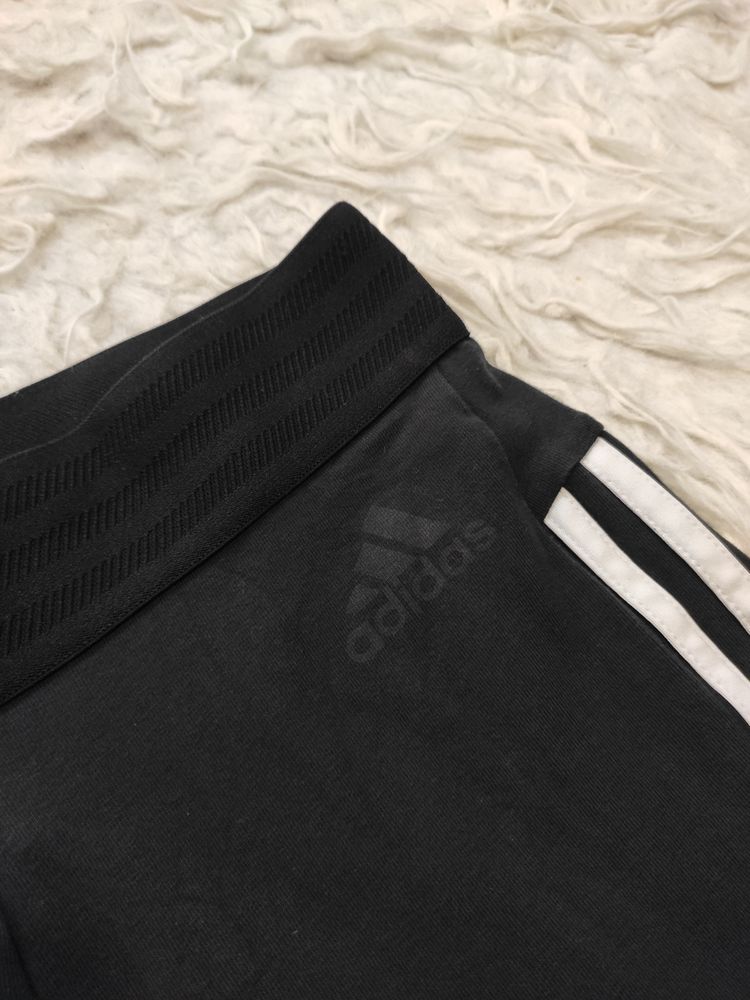 Spodnie dresy Adidas 3 stripes białe paski rozmiar XS czarne