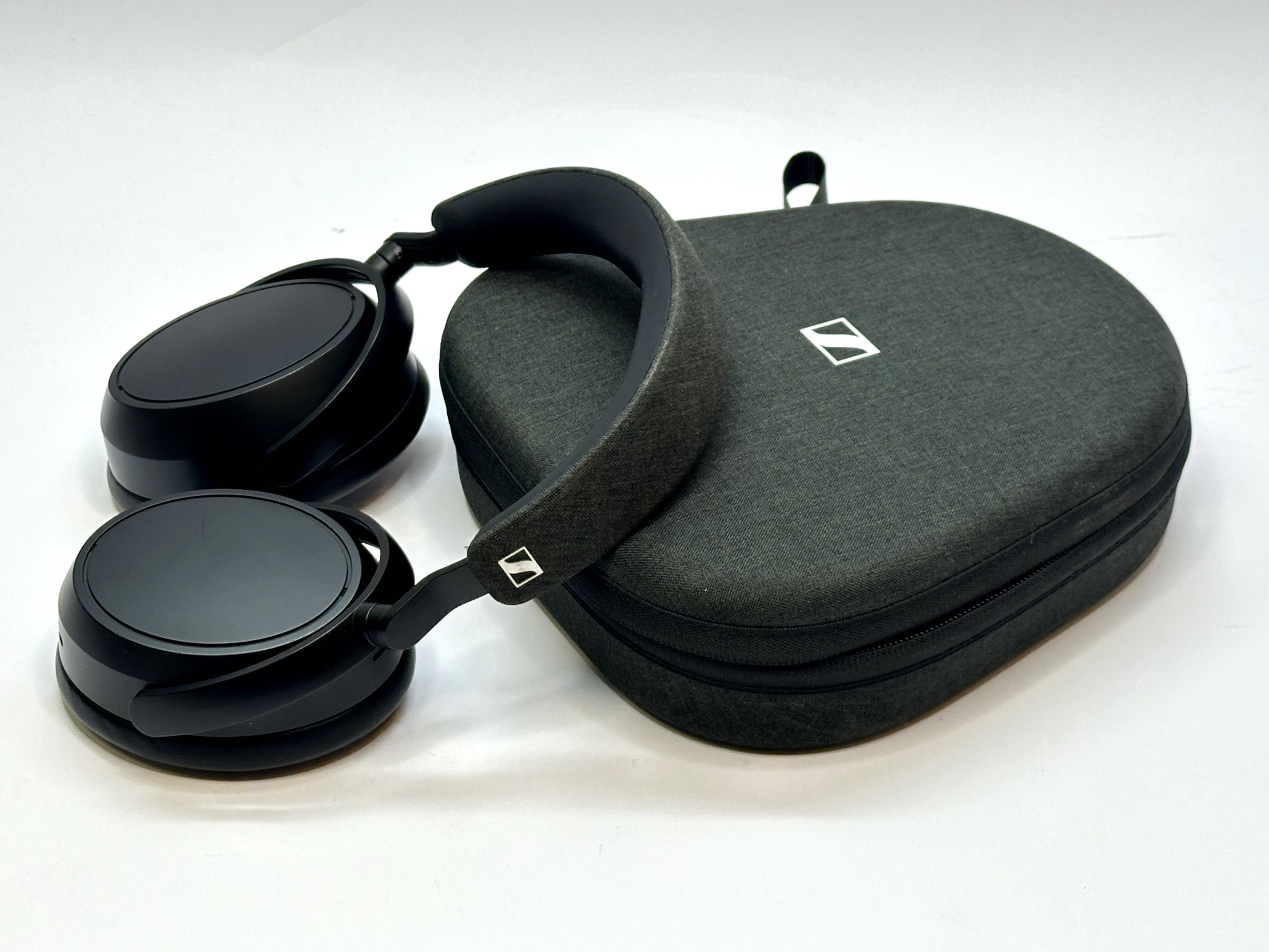 Oryginalne słuchawki Sennheiser MOMENTUM 4 WIRELESS BLACK
