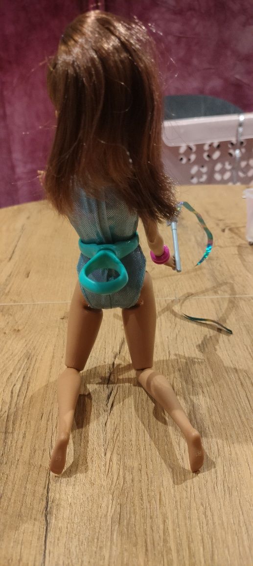Lalka Barbie gimnastyczka