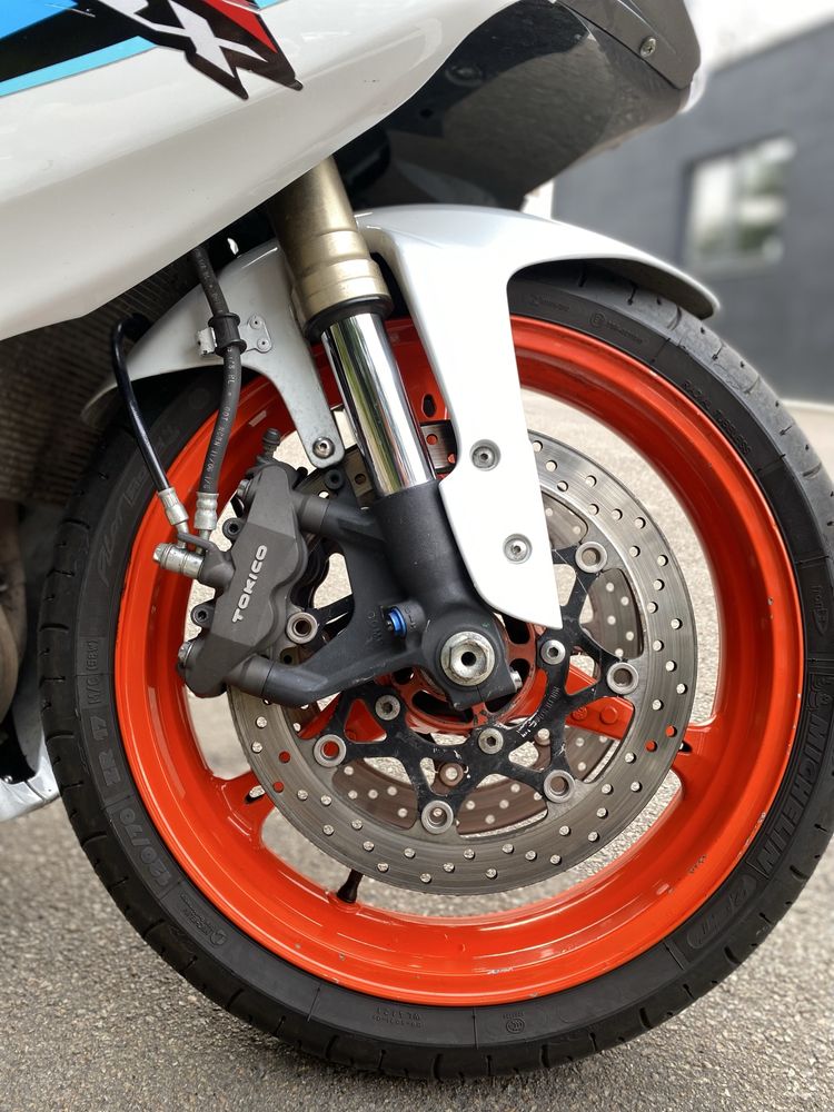 Продам Suzuki gsxr 600 k7