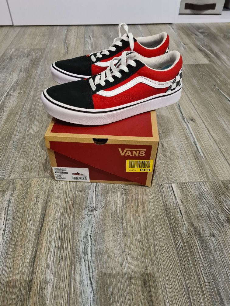 Trampki Vans Comfycush Old Skool rozmiar 38