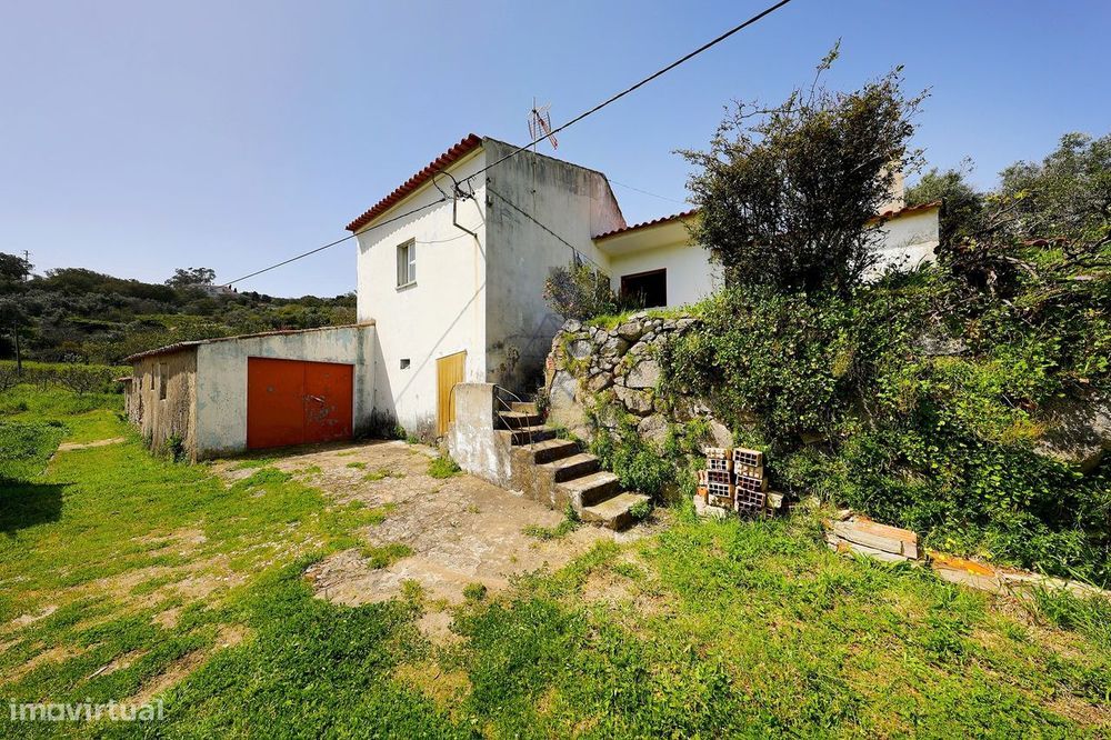 Quinta com  11.770 m² de terreno em Monchique