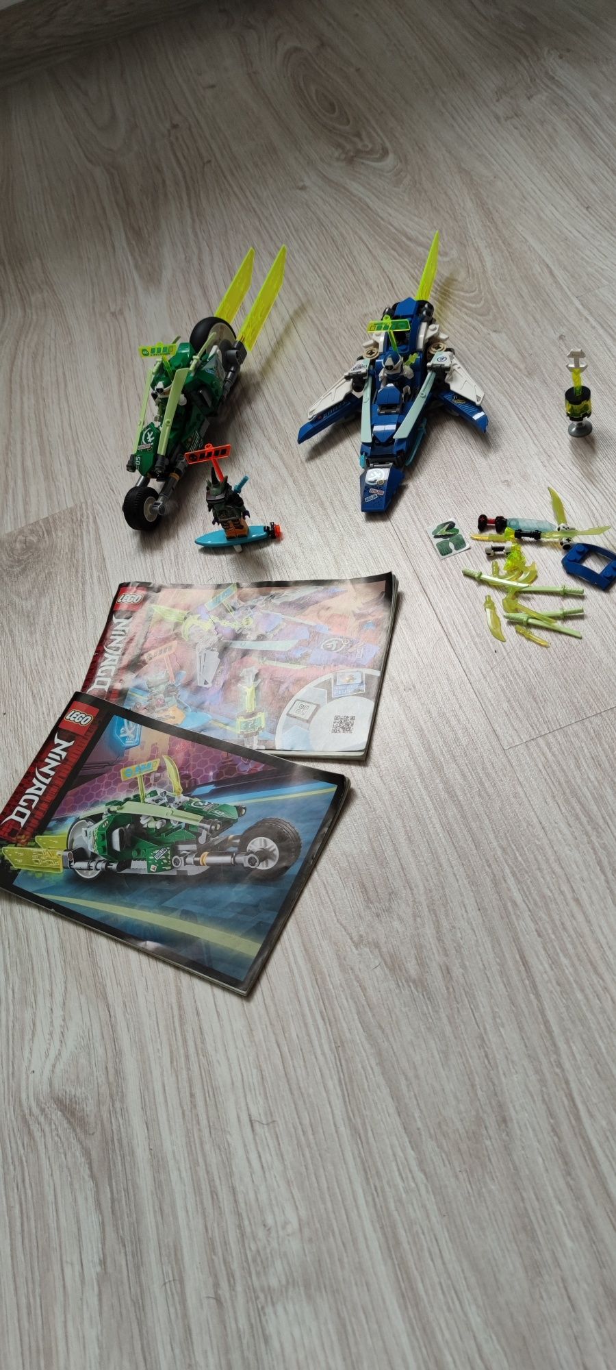 LEGO Ninjago wyścigówki Jaya i Lloyda