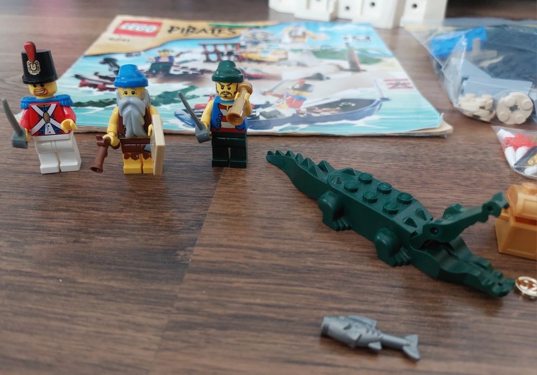 Lego 6241 Pirates Loot Island 5-12 bdb Wyspa łupów