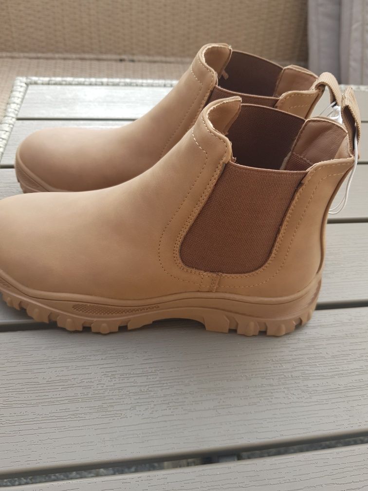 Buty chłopięce sztyblety