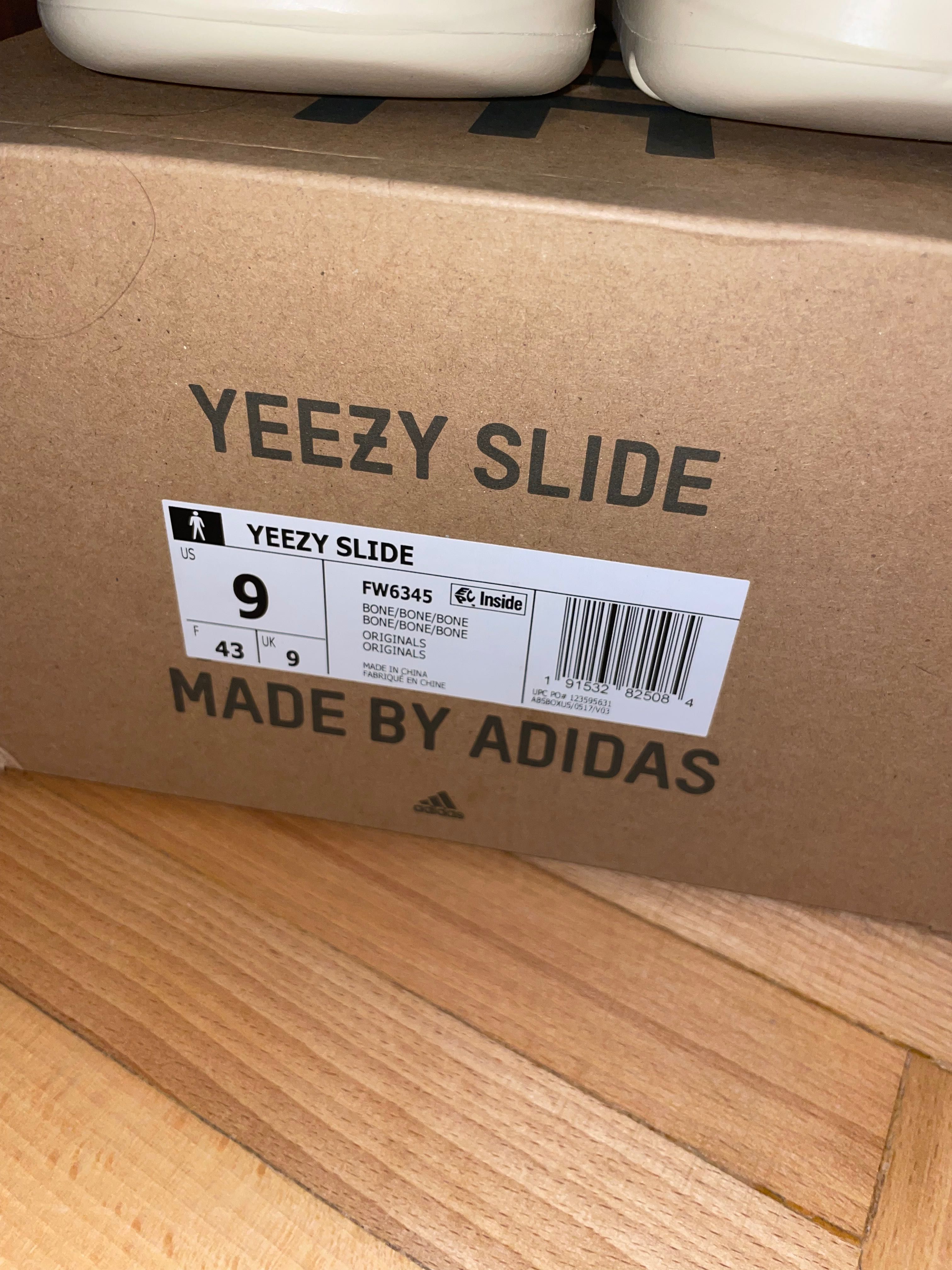 Klapki Adidas Yeezy Slides