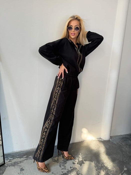 Elegancki komplet dres z cyrkoniami logo paparazzi