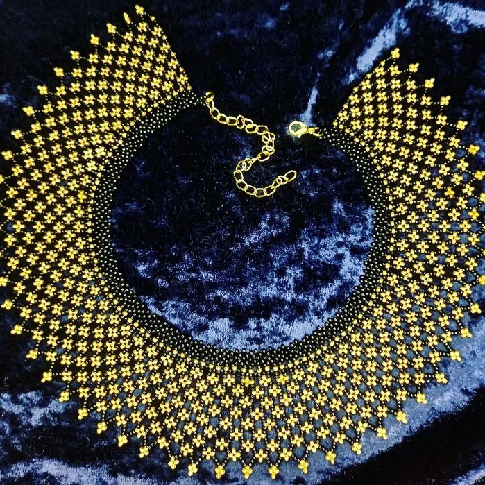 Продам силянку (кольє із бісеру)