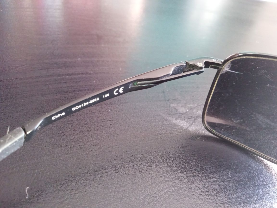 Okulary przeciwsłoneczne Oakley GAUGE 8 z polaryzacją PRIZM