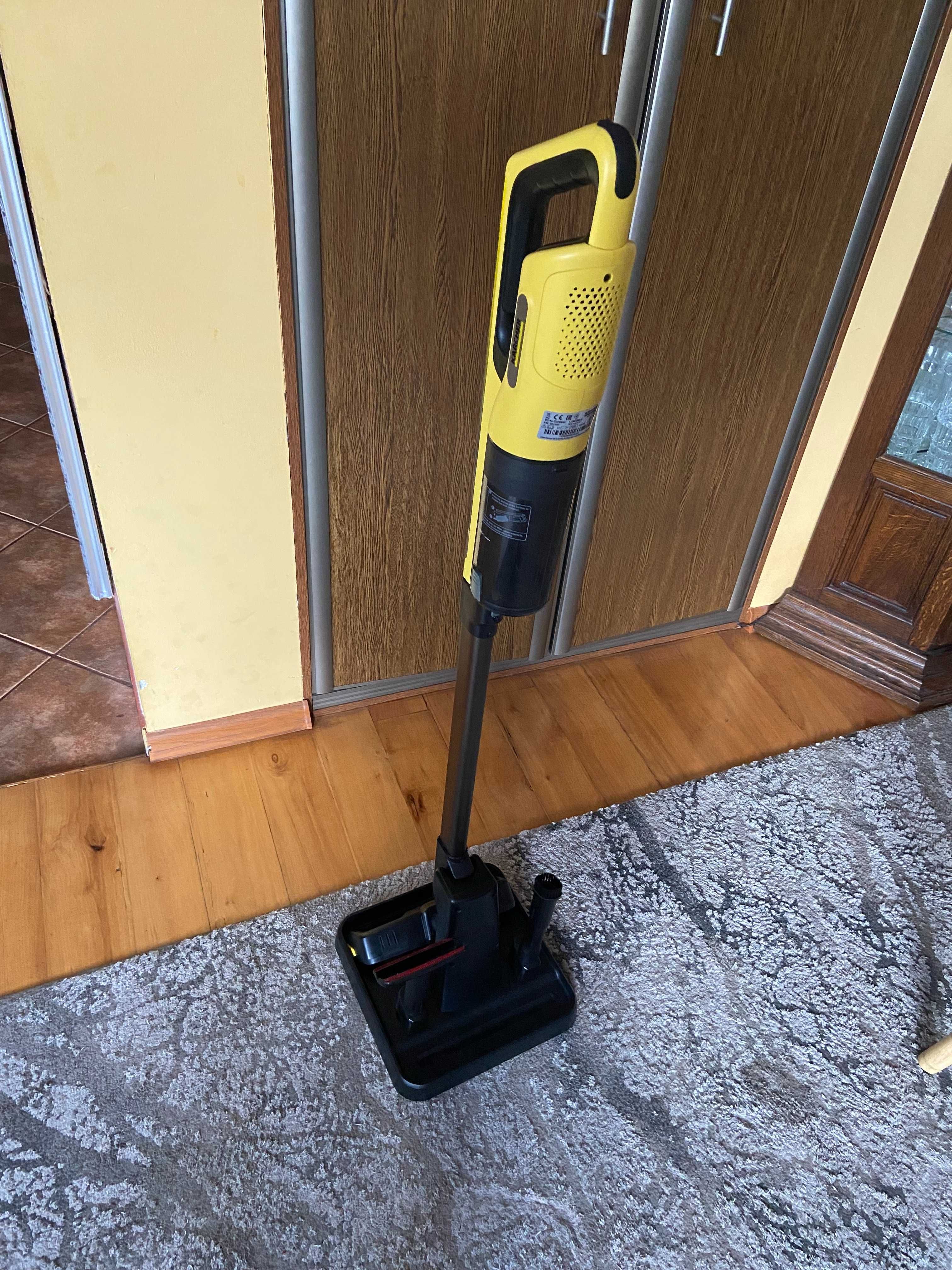 Odkurzacz KARCHER VC 4s  Cordless Bezprzewodowy pionowy