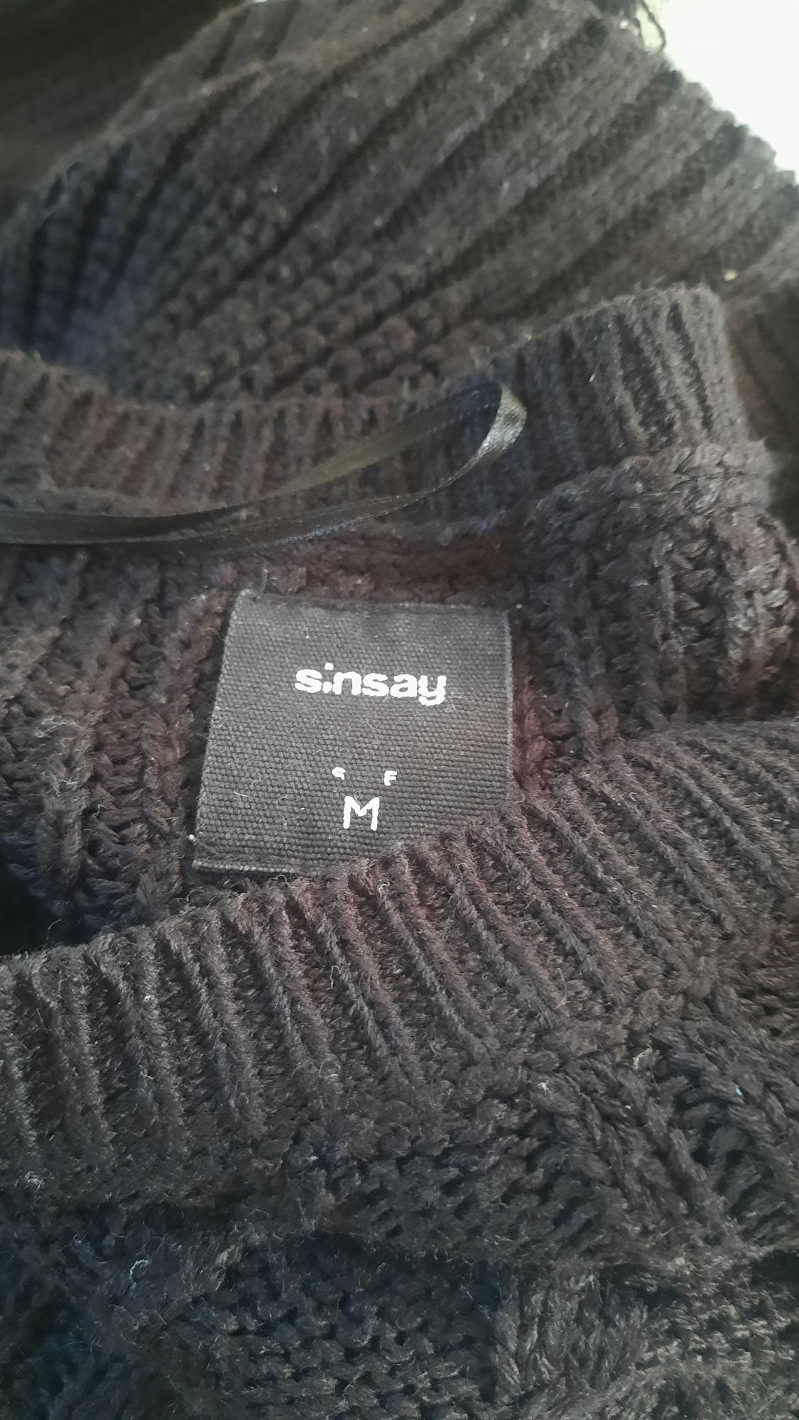 Sweter sinsay z frędzlami M