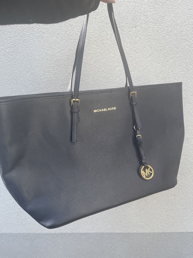 Torebka Michael Kors Jet set travel granatowa