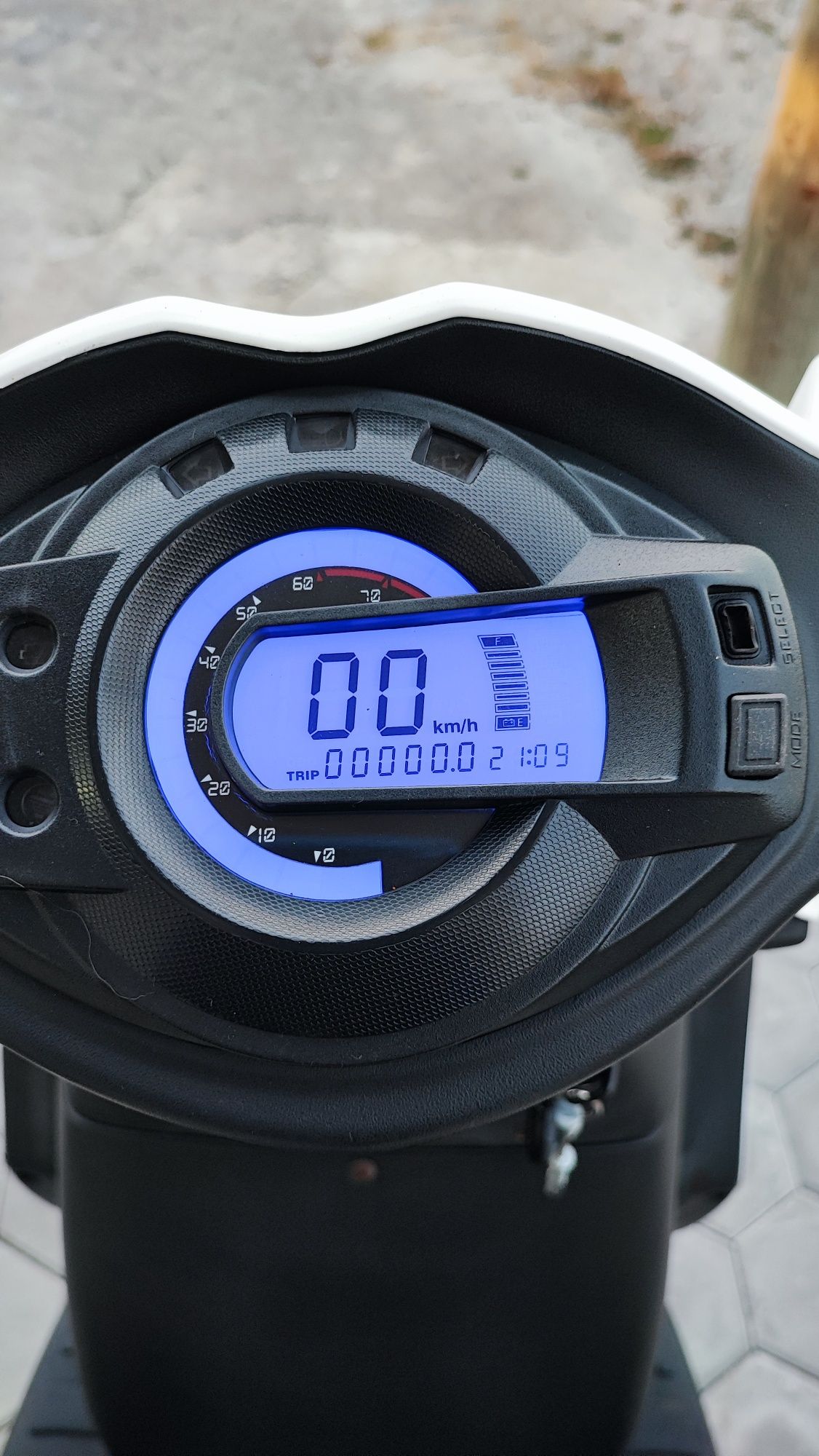 Govecs GO S2.4+ c/bateria de lítio para 60km