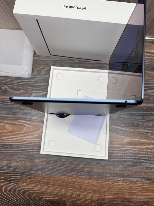 БВ Apple MacBook Air (2022) M2 A2681 13.6|Retina|Apple M2|8GB|256GB