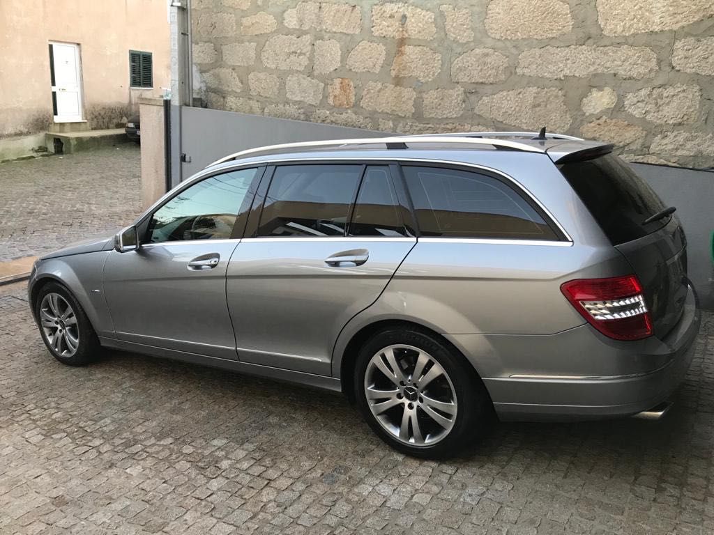 Mercedes C220 ano 2010