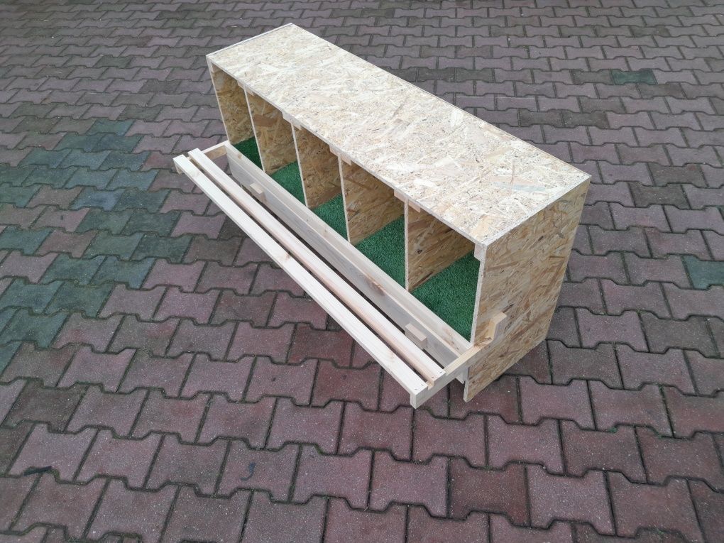 Gniazda dla kur z szufladą na jajka (możliwość wysyłki )