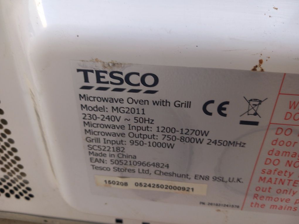 Microondas Tesco com grill