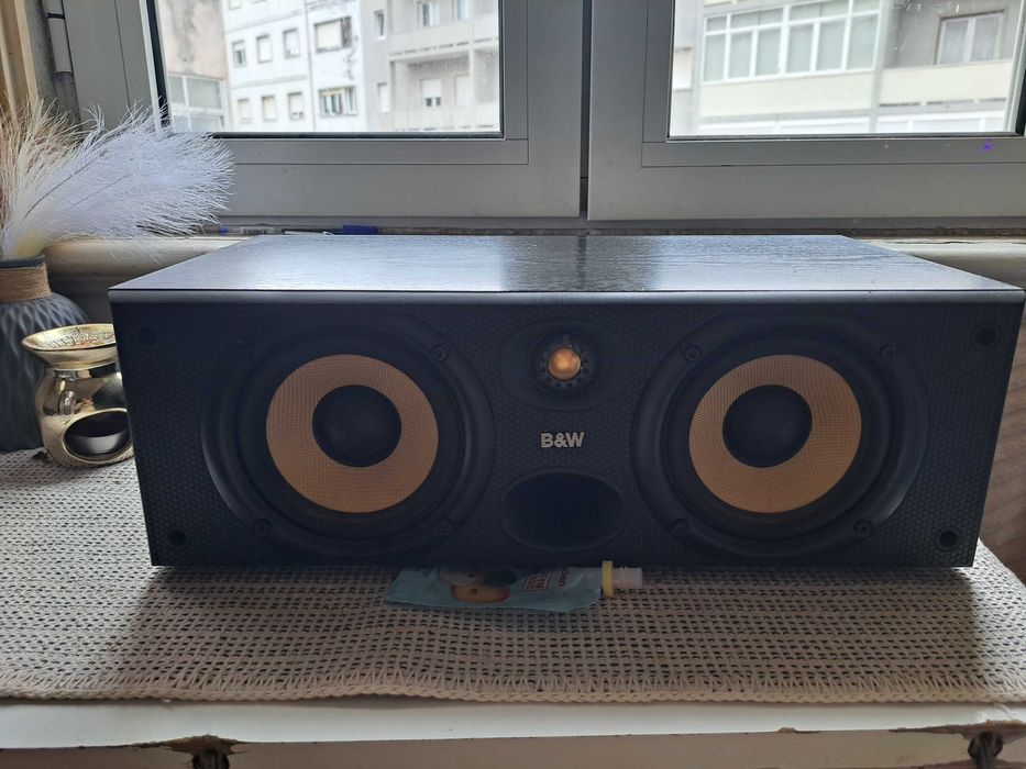 COLUNA B&W CC6 muito pouco usada