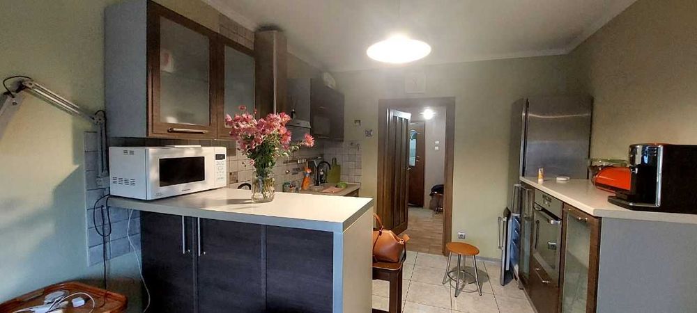 ВПЕРШЕ здається простора сучасна  двокімнатна по вул.  Т. ЯБЛОНСЬКОЇ !