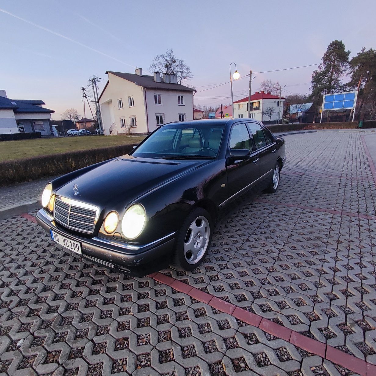 Mercedes Benz E320 4MATIC V6 m112