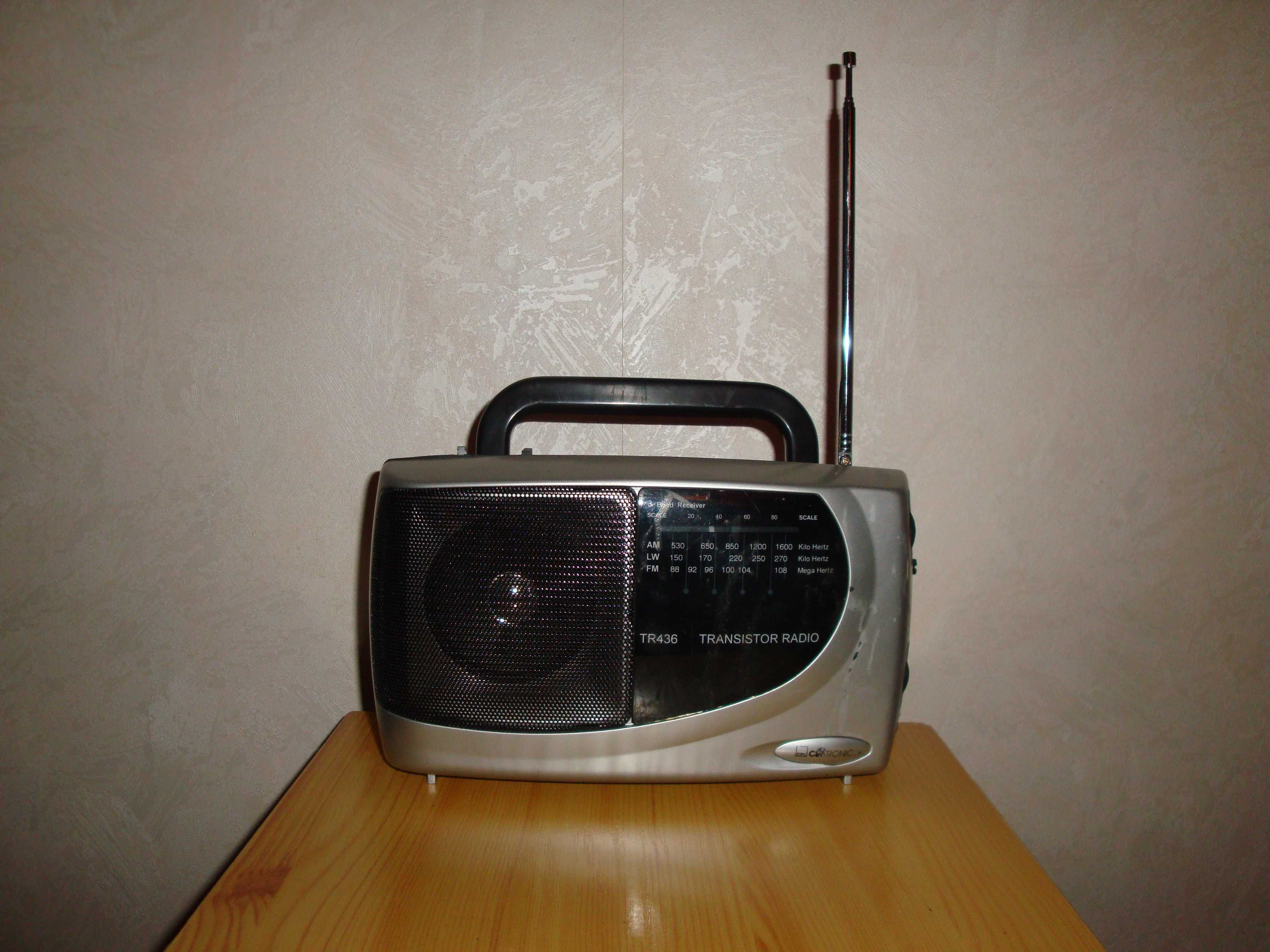 Radyjko CLATRONIC - sprawne.