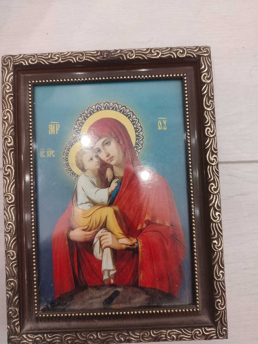 Бесплатно книги, иконы маленькие, средние, духовная литература