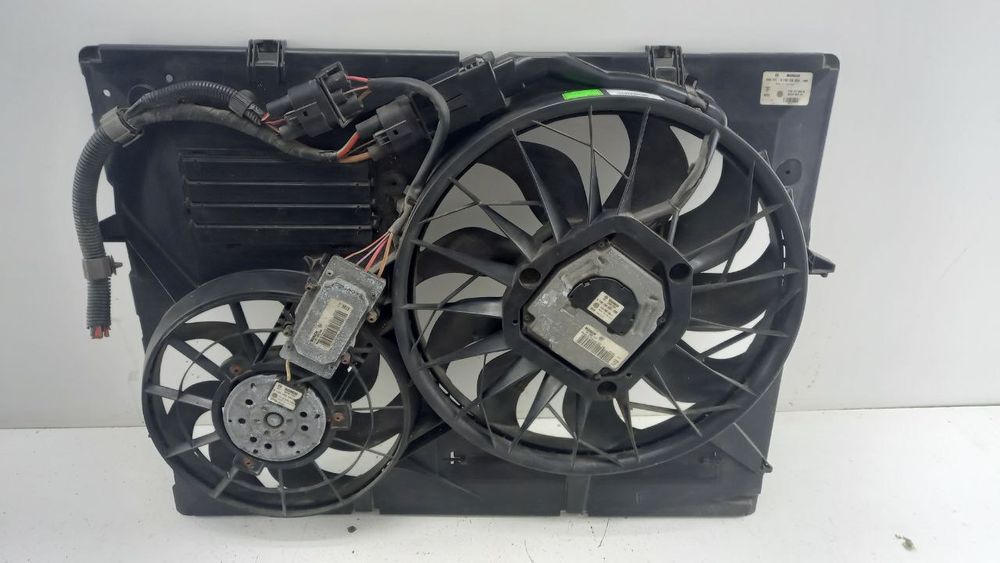 Вентилятор диффузор Volkswagen Touareg 3.2 2010 7L0121203G 0130706809