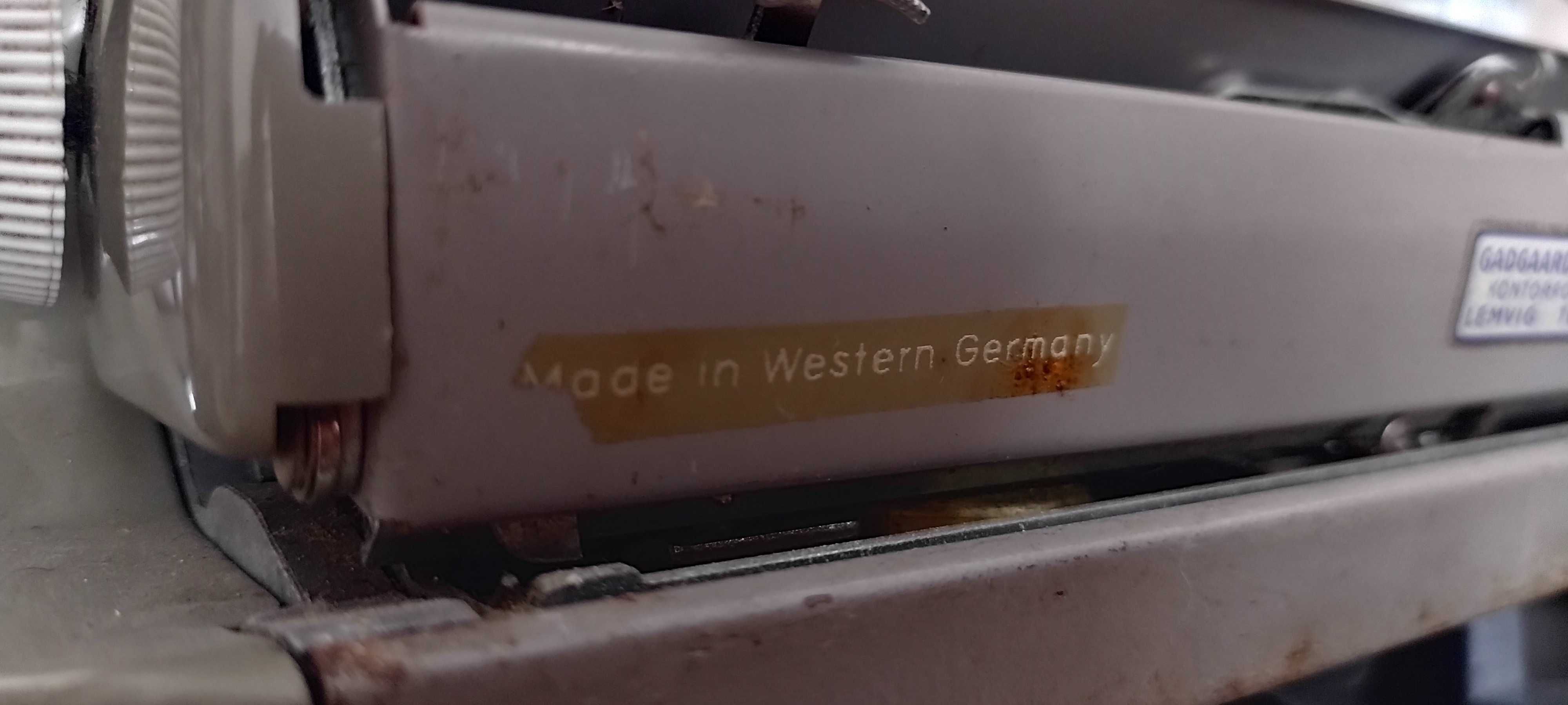 zabytkowa maszyna do pisania adler made in germany,lata 60,okazja