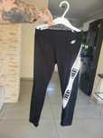 Czarne legginsy sportowe 4F 116